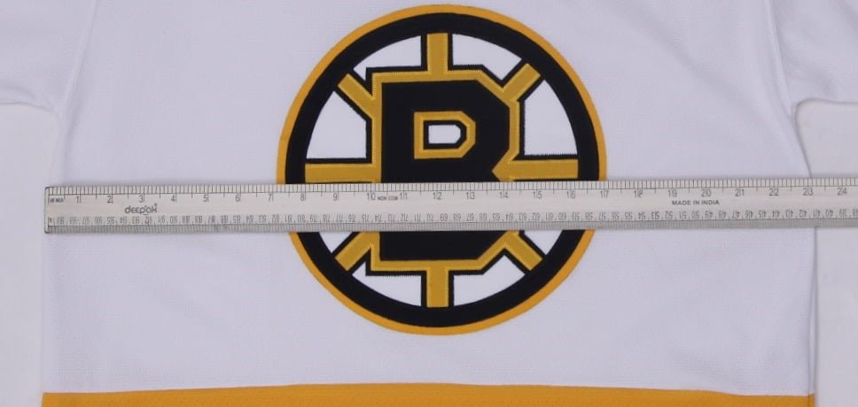 Vintage 1990's CCM BOSTON BRUINS Medium Hockey Jersey NHL | Migration_Jerseys - Detail View | Fashion Rerun