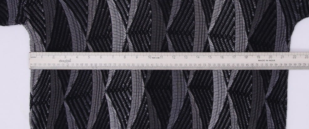 Vintage Tundra Sweater Black 3D Knit Geometric Pattern Large