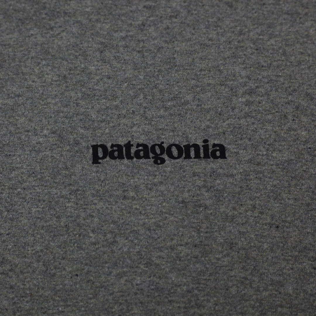 Mens Patagonia P-6 Logo Responsibili-Tee Gravel Heather Grey T-Shirt Size L