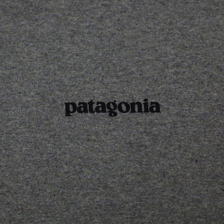 Mens Patagonia P-6 Logo Responsibili-Tee Gravel Heather Grey T-Shirt Size L