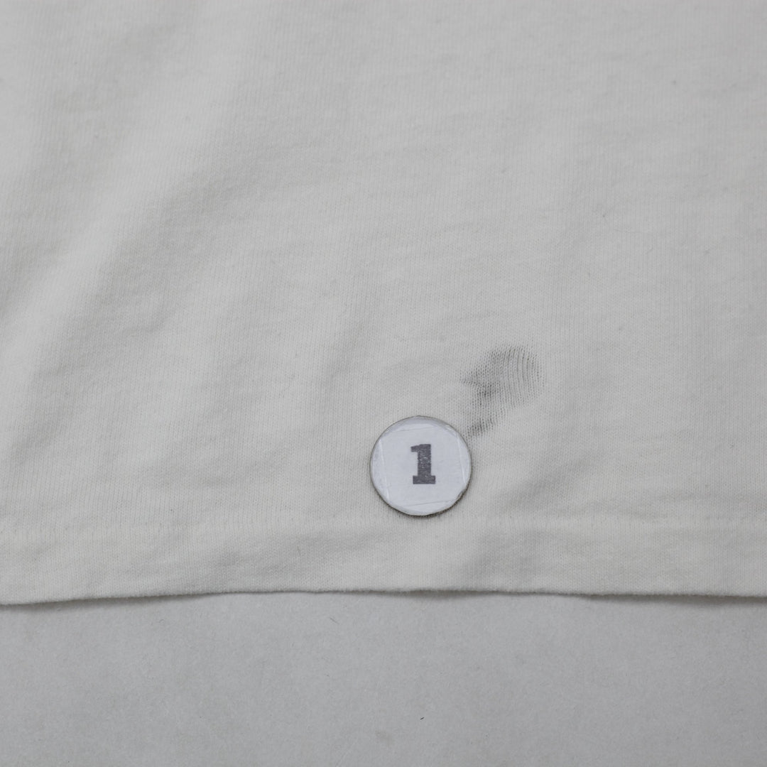 Vintage Nutmeg Mills Chicago Bulls T-Shirt White NBA Graphic 1991 Made In USA L | Migration_T-Shirts - Altern | Fashion Rerun