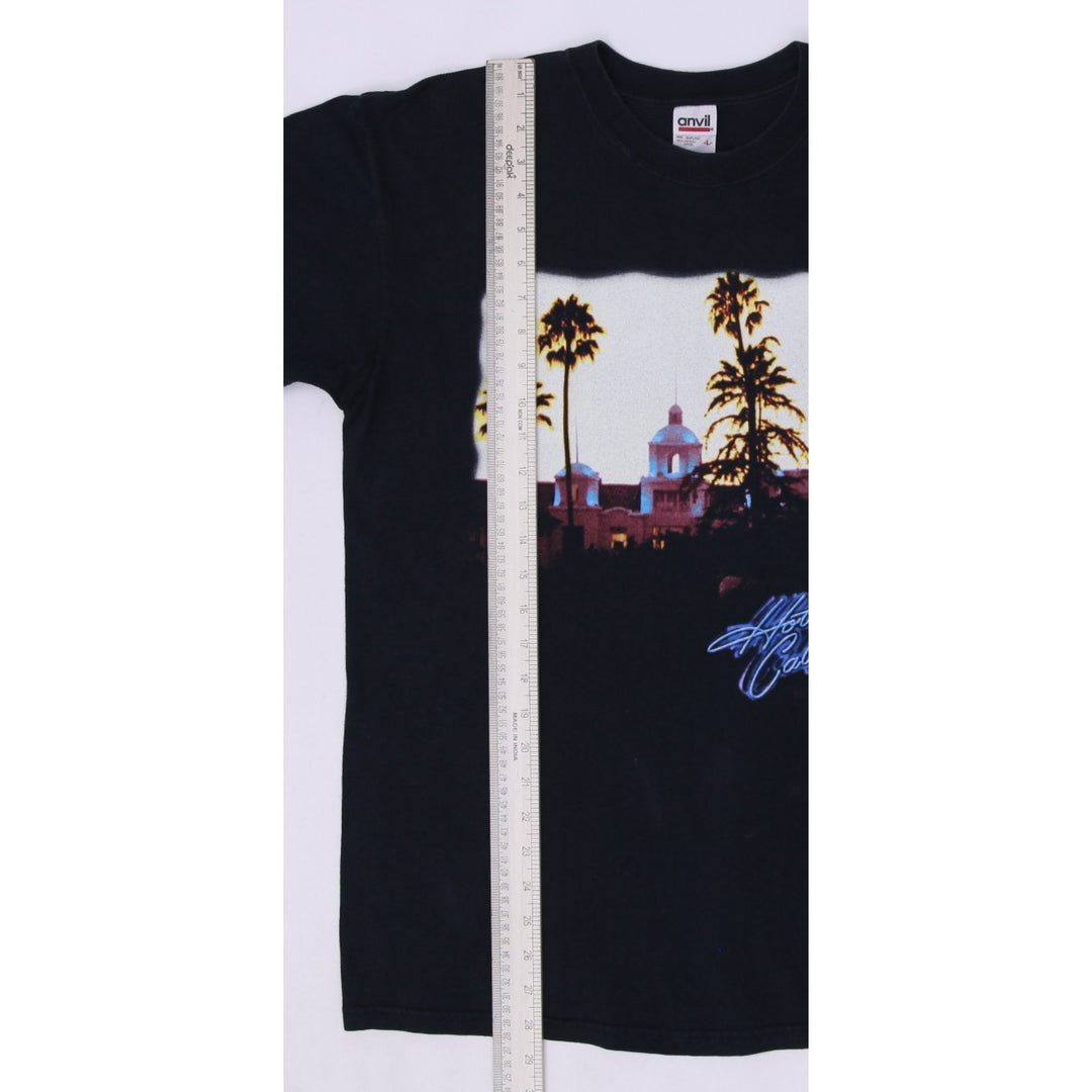 Vintage Eagles "Hotel California" Tour 2002 Black Graphic T-Shirt Large | Migration_T-Shirts - View 7 | Fashion Rerun