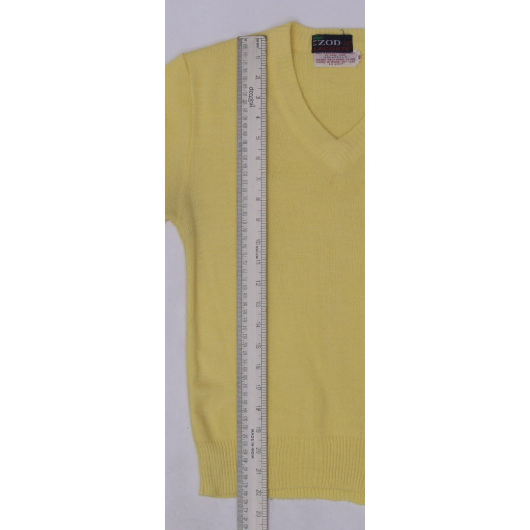 Vintage Ladies 80s Lacoste Izod V-Neck 100% Acrylic Sweater Size 16 | Migration_Knitwear & Sweaters - View 8 | Fashion Rerun