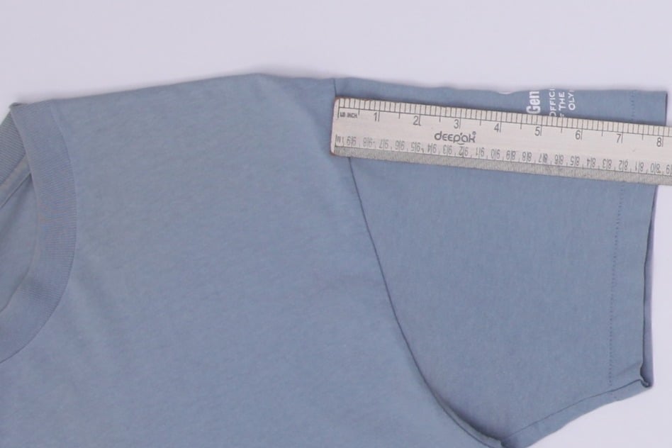Vintage Mens Hanes T-Shirt Blue Olympic Graphic Cotton S. Stitch Size L
