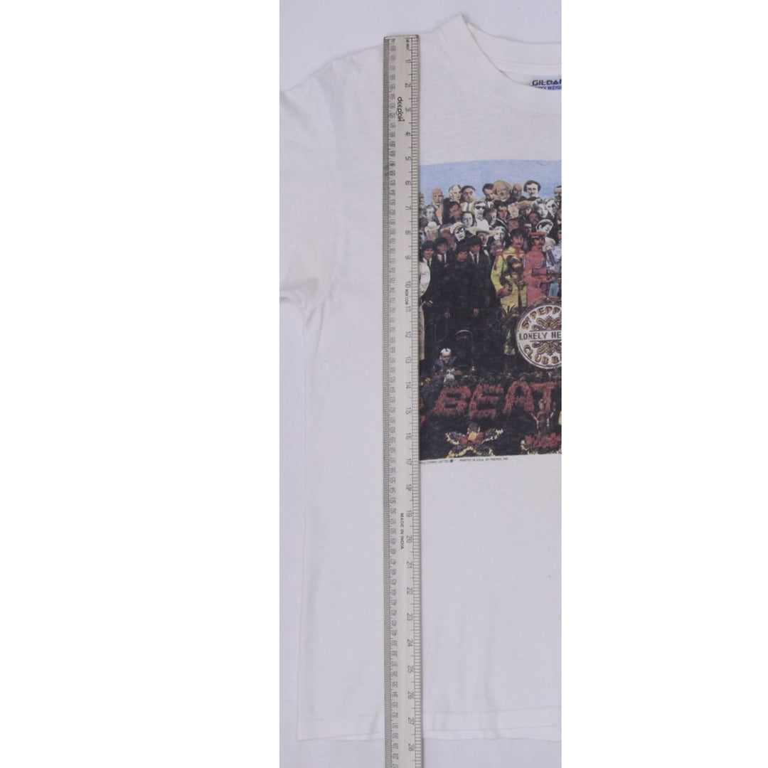 Vintage 1990 Beatles Sgt. Pepper's Lonely Hearts Club T-Shirt L | Migration_T-Shirts - View 8 | Fashion Rerun