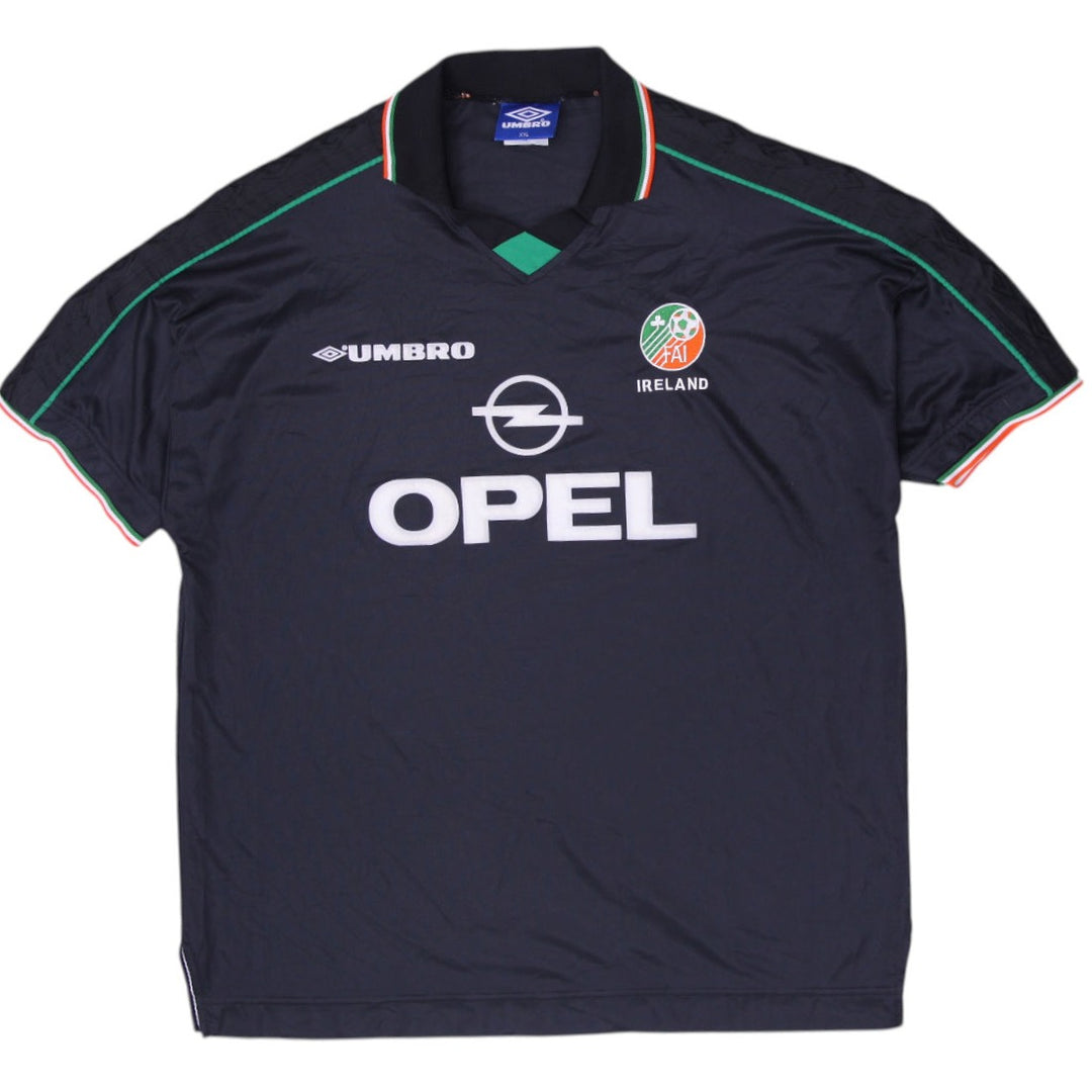 Vintage 1998-00 Umbro Ireland Away Football Jersey Size XXL