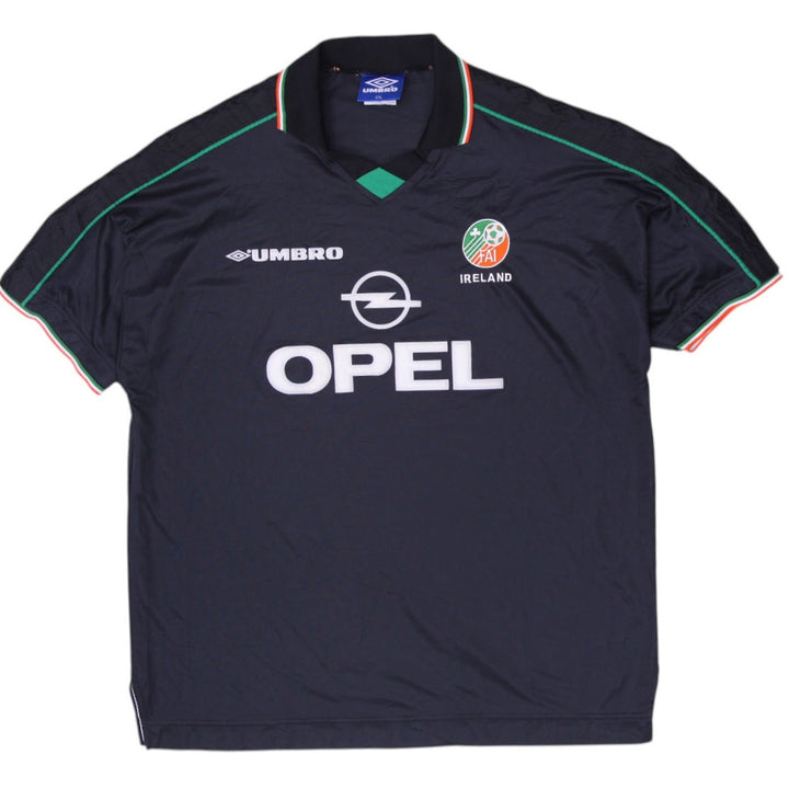 Vintage 1998-00 Umbro Ireland Away Football Jersey Size XXL