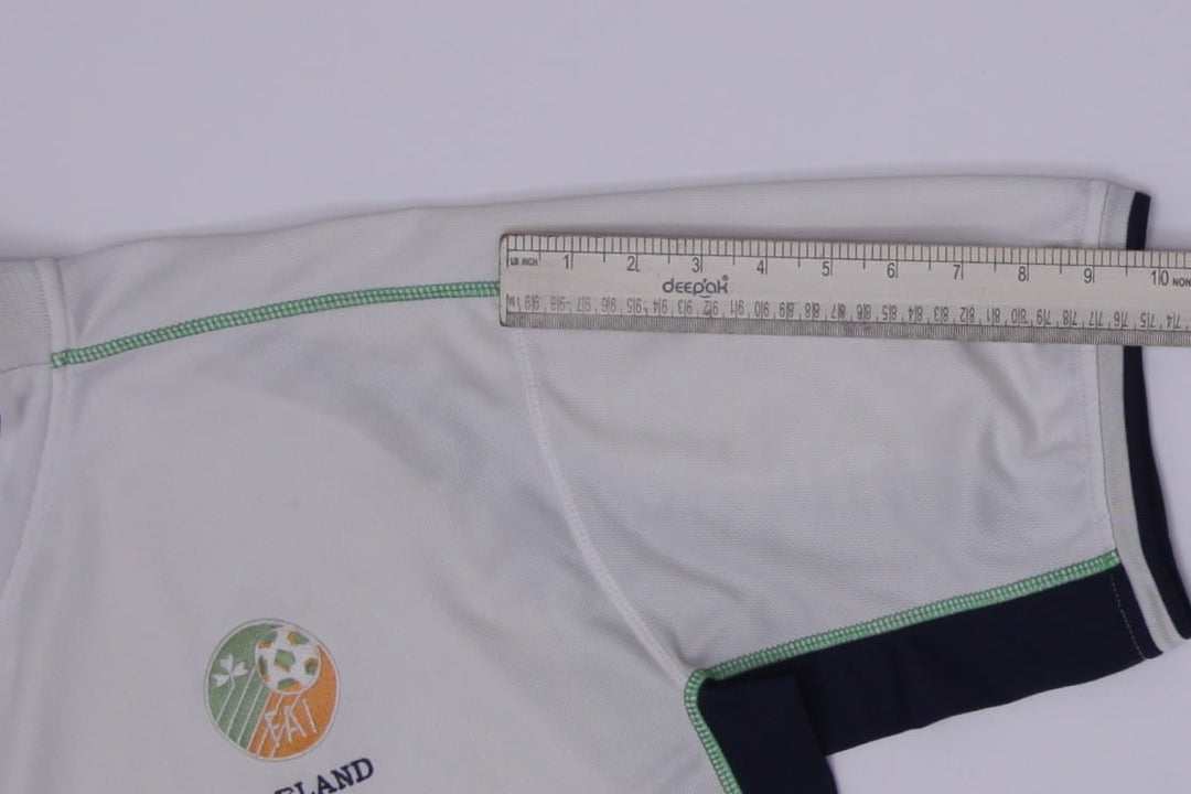 Vintage Mens Umbro Republic of Ireland 2002-04 Away Football Jersey White Eircom