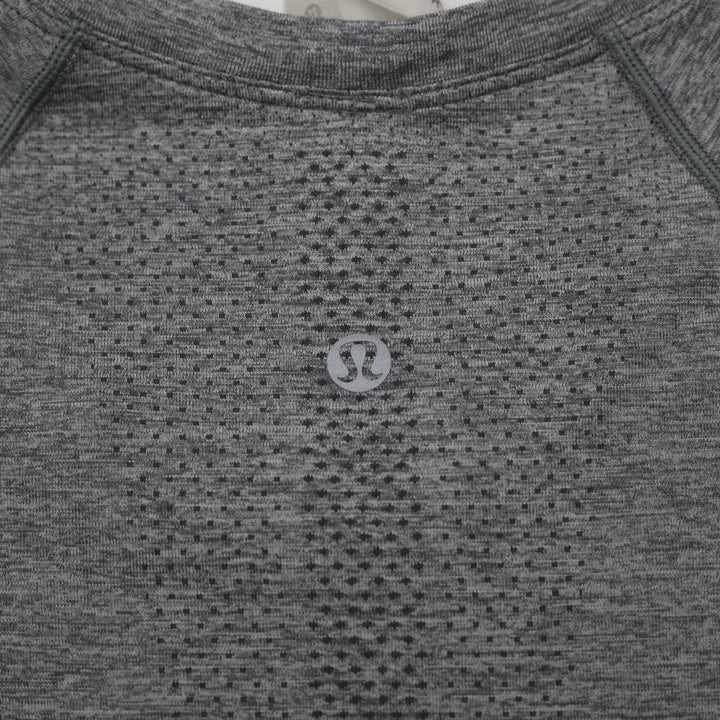 Ladies Lululemon Swiftly Tech Heathered Slate Gray Seamless Mesh Gym Running Top