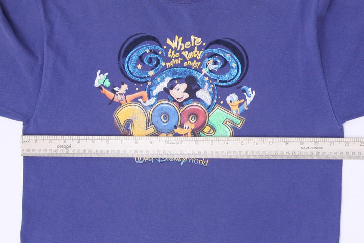 Vintage Mens Walt Disney World "Where the Party Never Ends!" 2005