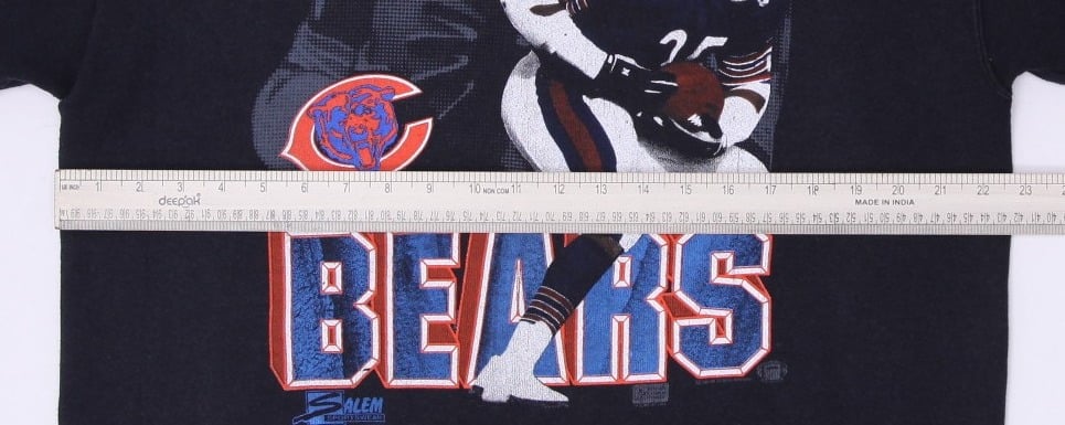 Vintage Salem 1990s Chicago Bears Crewneck Sweatshirt | Migration_Sweatshirt - Alternate View | Fashion Rerun