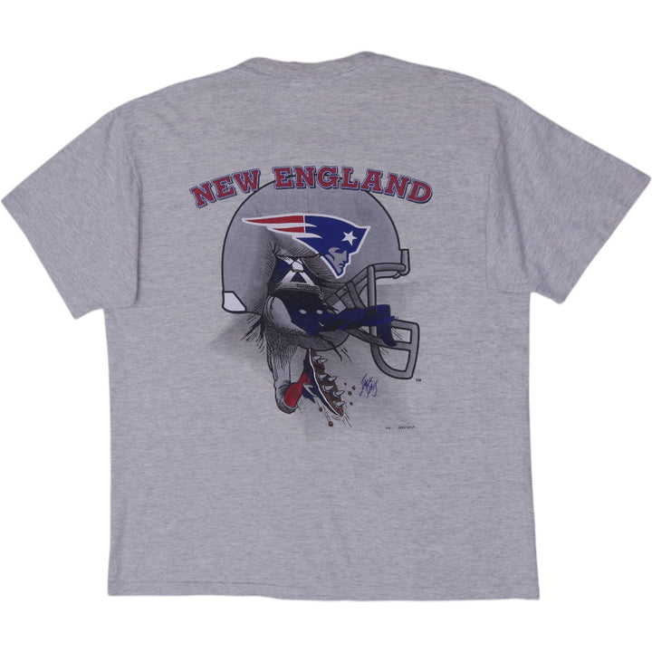Vintage 1993 Nutmeg New England Patriots Jack Davis T-Shirt  Made in USA Size XL | Migration_T-Shirts - Side | Fashion Rerun