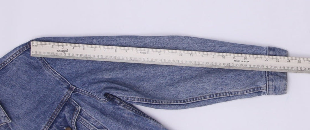Vintage 75506-0412 Levi's Denim Trucker Jacket Washed Blue Size 40 | Migration_Jackets - View 7 | Fashion Rerun