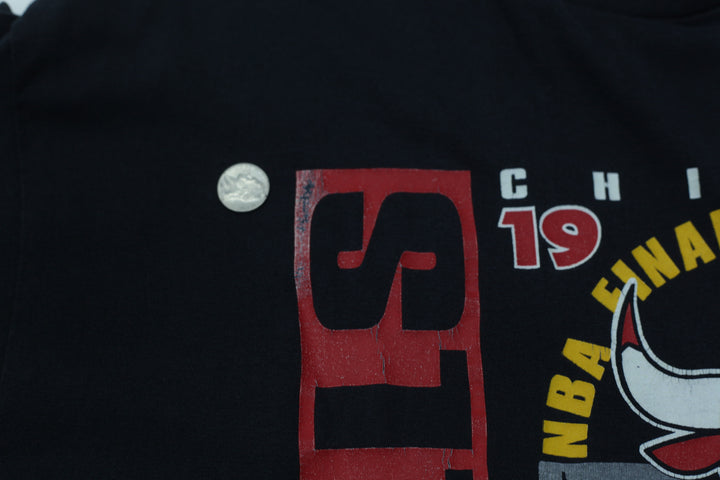 1991 Vintage Chicago Bulls NBA Finals Champions T-Shirt Single Stitch Trench XL - Fashion Rerun Vintage Migration_T-Shirt