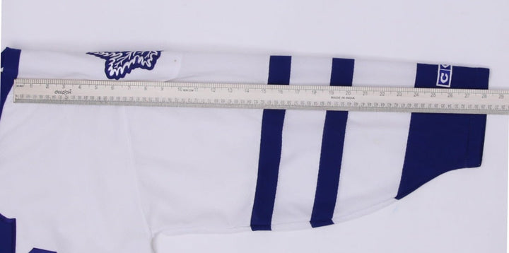 Vintage CCM NHL Toronto Maple Leafs Hockey Jersey | Migration_Jerseys - View 8 | Fashion Rerun