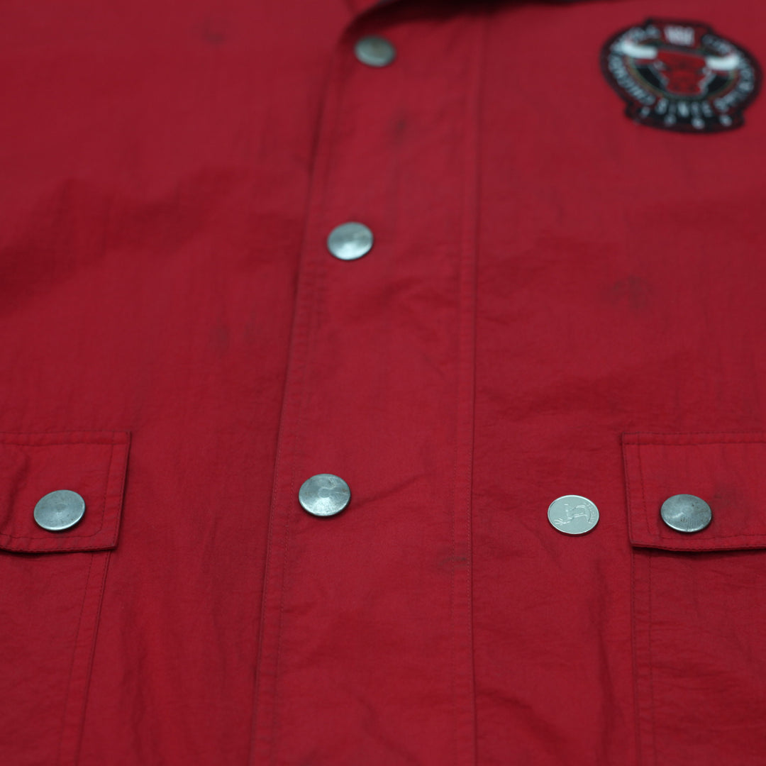 Vintage NBA by Apex One Chicago Bulls Windbreaker Jacket - Fashion Rerun Vintage Migration_Jacket