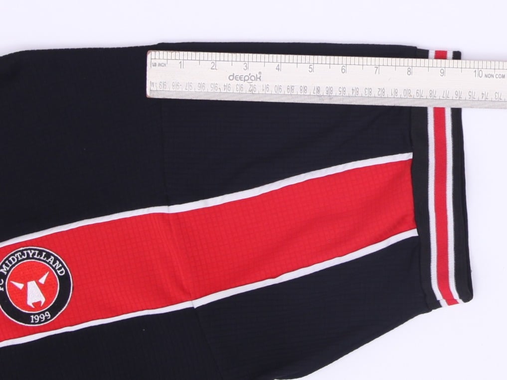 Vintage 99s-00s Puma FC Midtjylland Home Football Shirt Jersey Size L