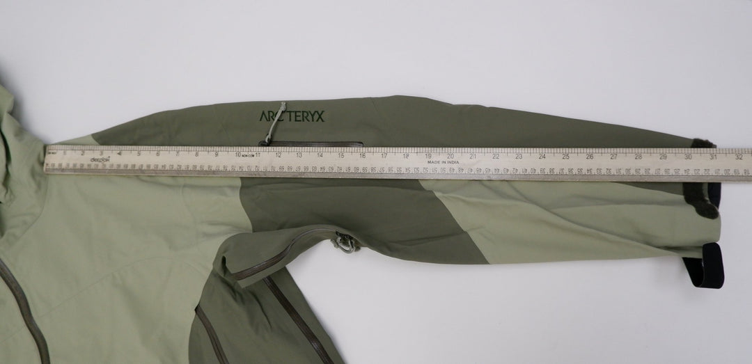 Mens Arc'teryx Gore-Tex Jacket Gray Full Zip Hooded Waterproof Outdoors