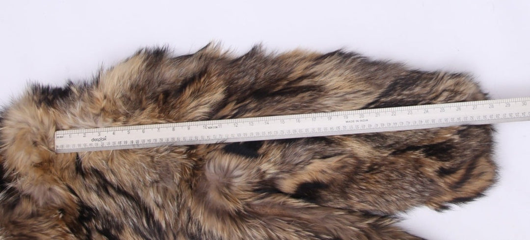Mid-Century Vintage Heirloom Genuine Raccoon Fur Coat | Migration_Fur Antiques - View 10 | Fashion Rerun