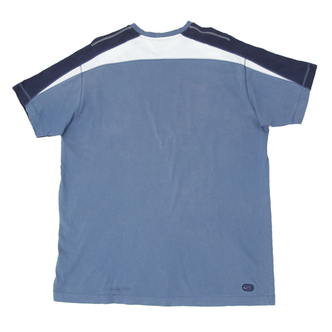 Vintage Nike Early 2000's Swoosh Embroidered T-Shirt XL