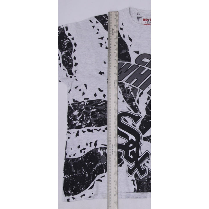 Vintage 90s Novel Teez Chicago White Sox All-Over Print Graphic T-Shirt L | Migration_T-Shirts - View 6 | Fashion Rerun