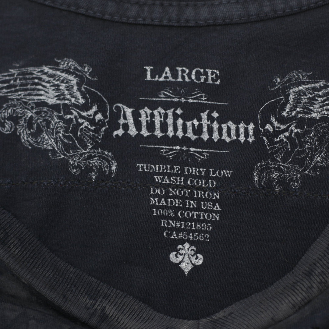 Y2K Mens Affliction V-Neck T-Shirt Black Graphic Text Logo L