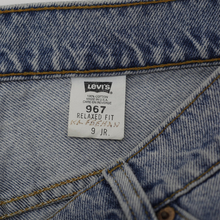 Ladies Levis 967 Relaxed Fit Denim Shorts Size 9 JR | Migration_Shorts - Back View | Fashion Rerun