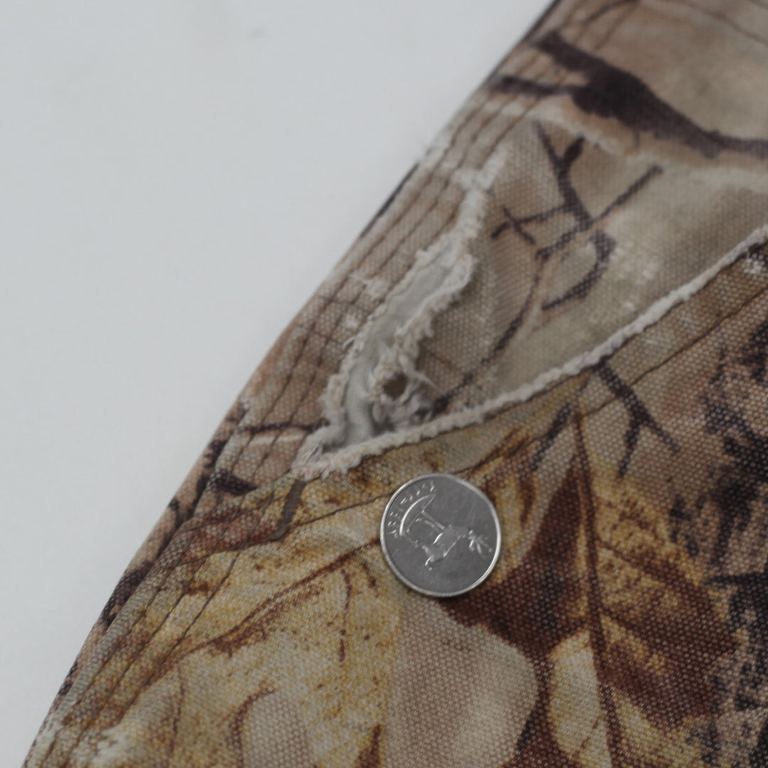 Vintage Carhartt Realtree Customized Forest Camo Shorts Distressed - Fashion Rerun Vintage Migration_Shorts