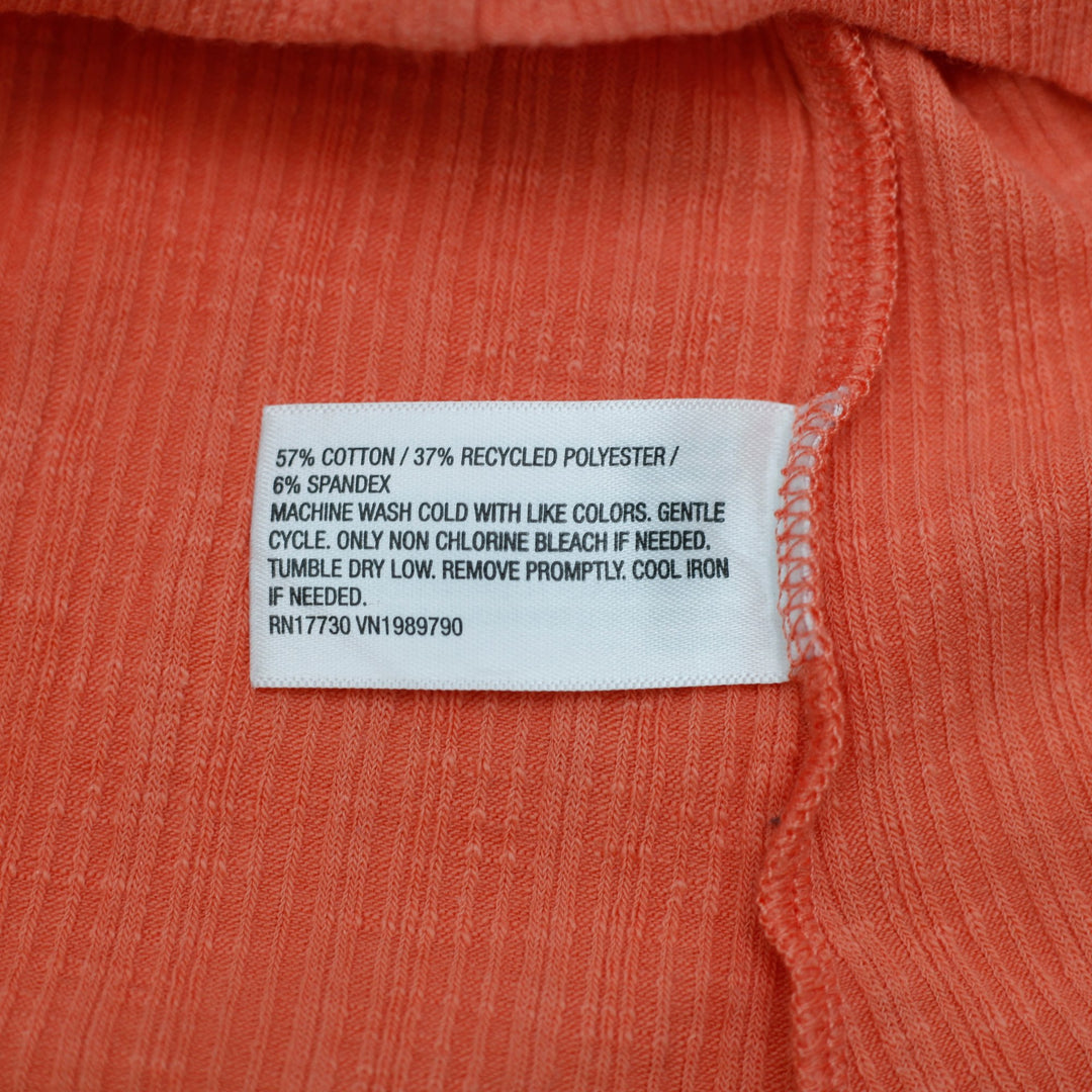 Y2K Ladies Universal Thread Goods Co. Short Sleeve Ribbed Tee Size S