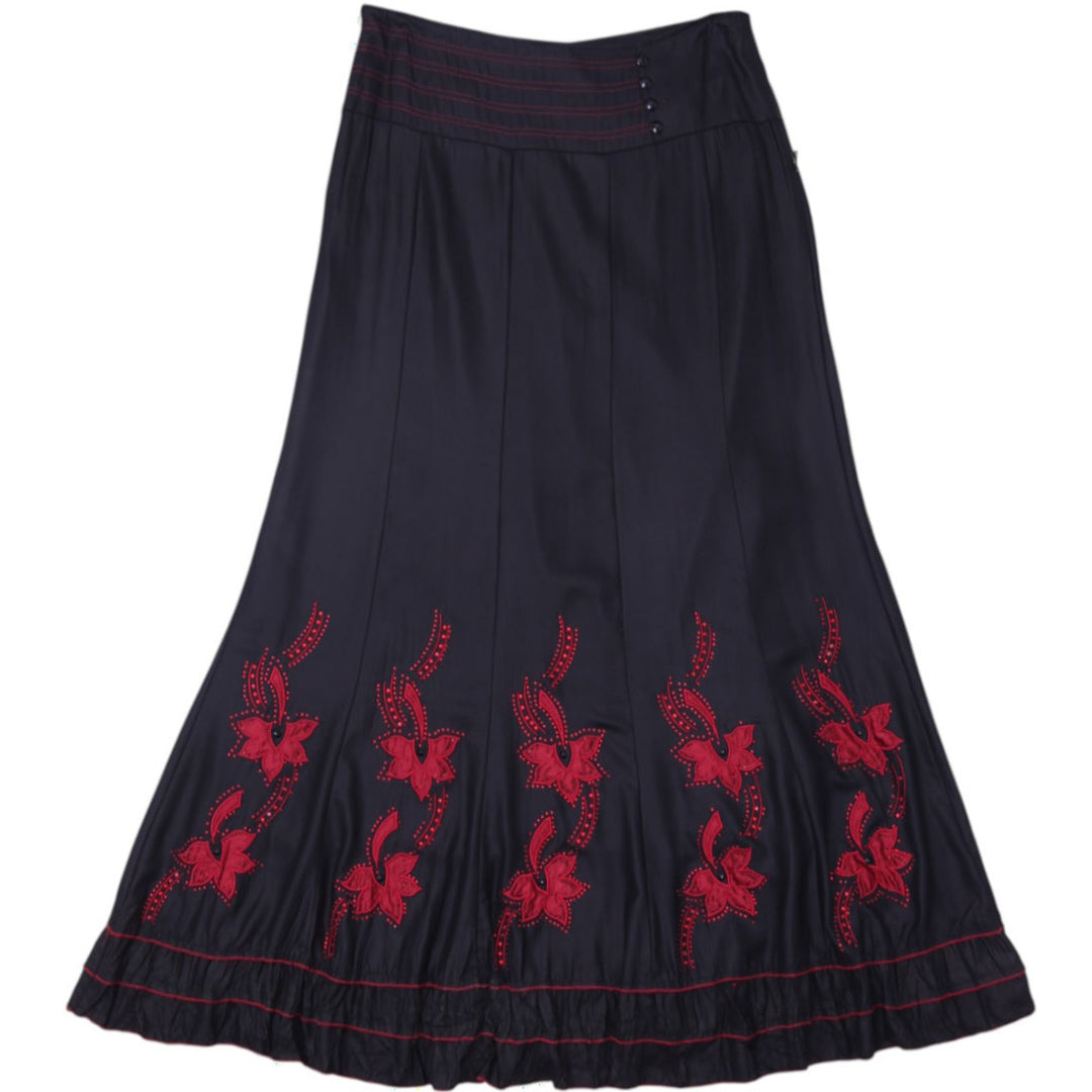 Y2K Ladies Jadoren Whimsigoth Black Maxi Skirt Red Floral Embroidery Size 32 / S