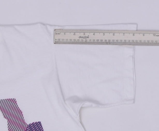 Vintage Nike T-Shirt White Graphic Print Crew Neck Single Stitch Made In USA S | Migration_T-Shirts - View 6 | Fashion Rerun