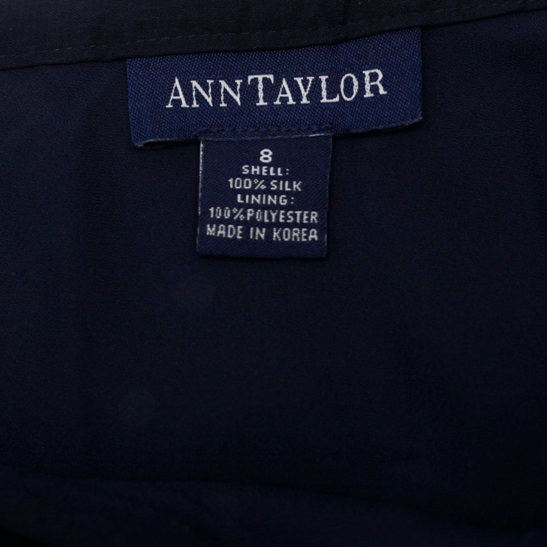 Y2K Ladies Ann Taylor 100% Silk Navy Blue Pin Dot Chiffon Midi Skirt Size 8