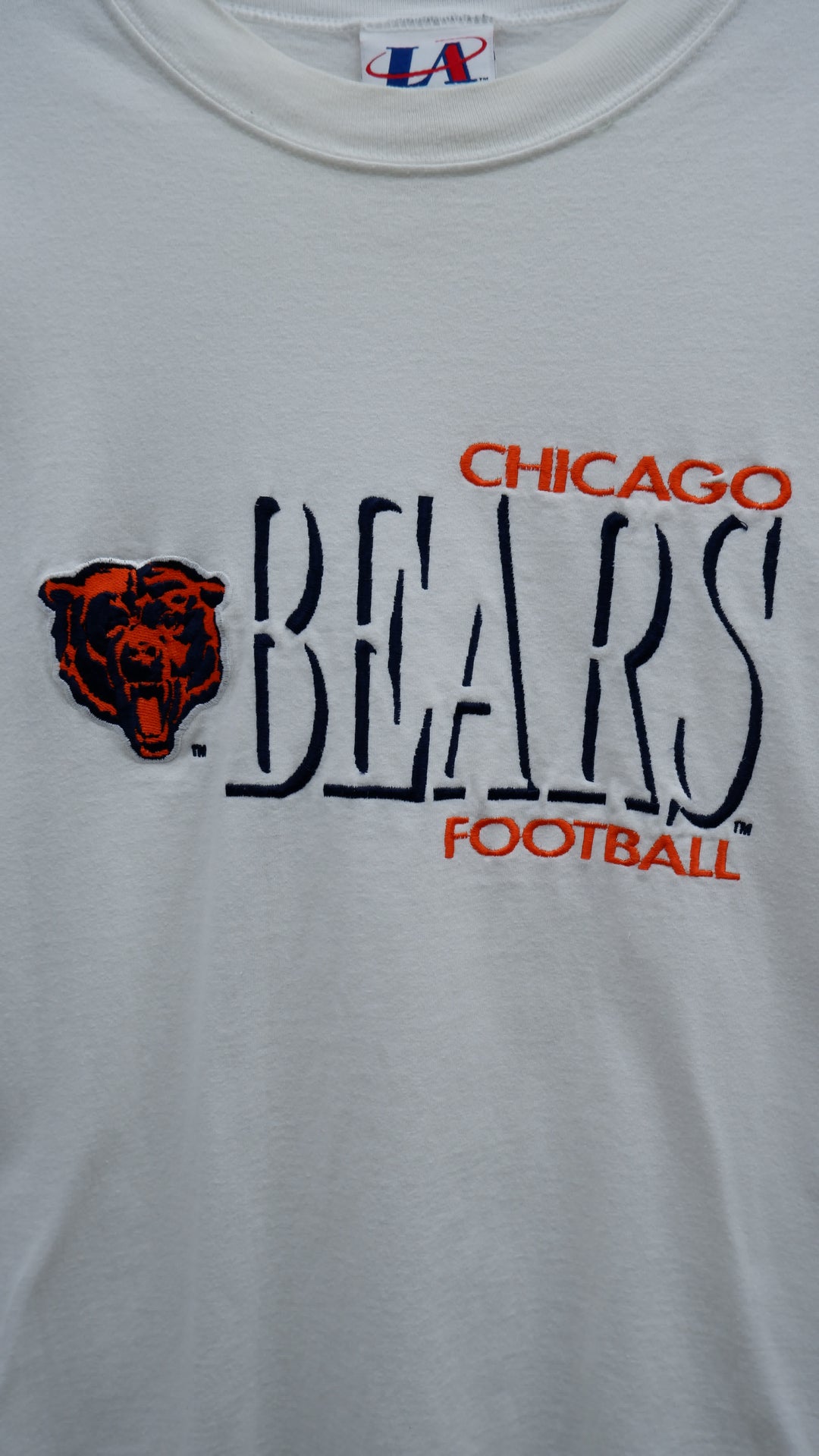 Logo Athletic Embroidered Chicago Bears Football T-Shirt