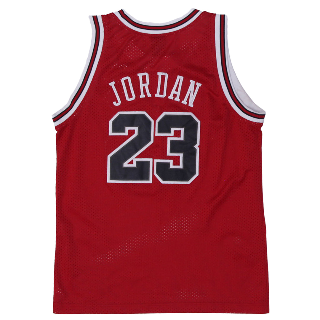 Vintage Nike Michael Jordan #23 Chicago Bulls NBA Swingman Team Jersey | Migration_Jersey UAENAT20 - Side Vie | Fashion Rerun
