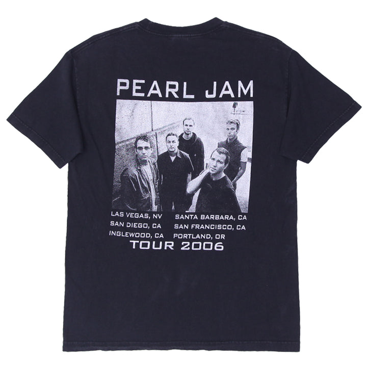 Vintage Mens Pearl Jam Tour 2006 T-Shirt Black Graphic Band