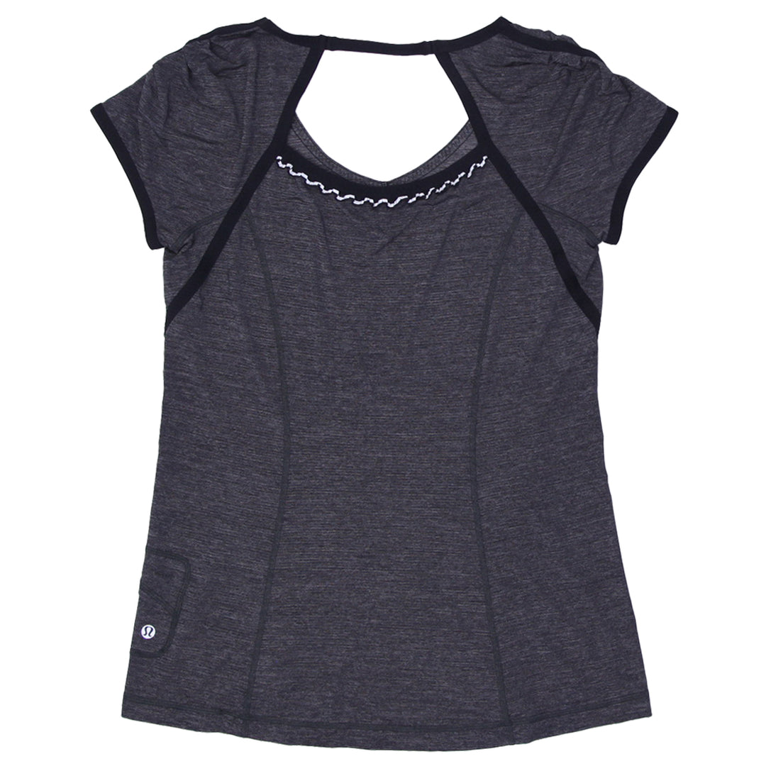 Ladies Lululemon Run T-Shirt V-Neck Open Back Ruffle Pocket Running Athletic Gray