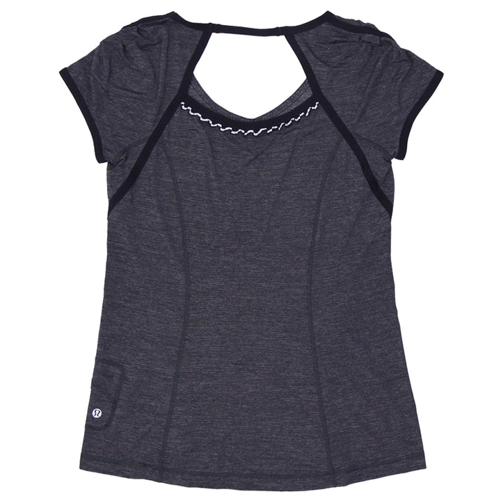 Ladies Lululemon Run T-Shirt V-Neck Open Back Ruffle Pocket Running Athletic Gray