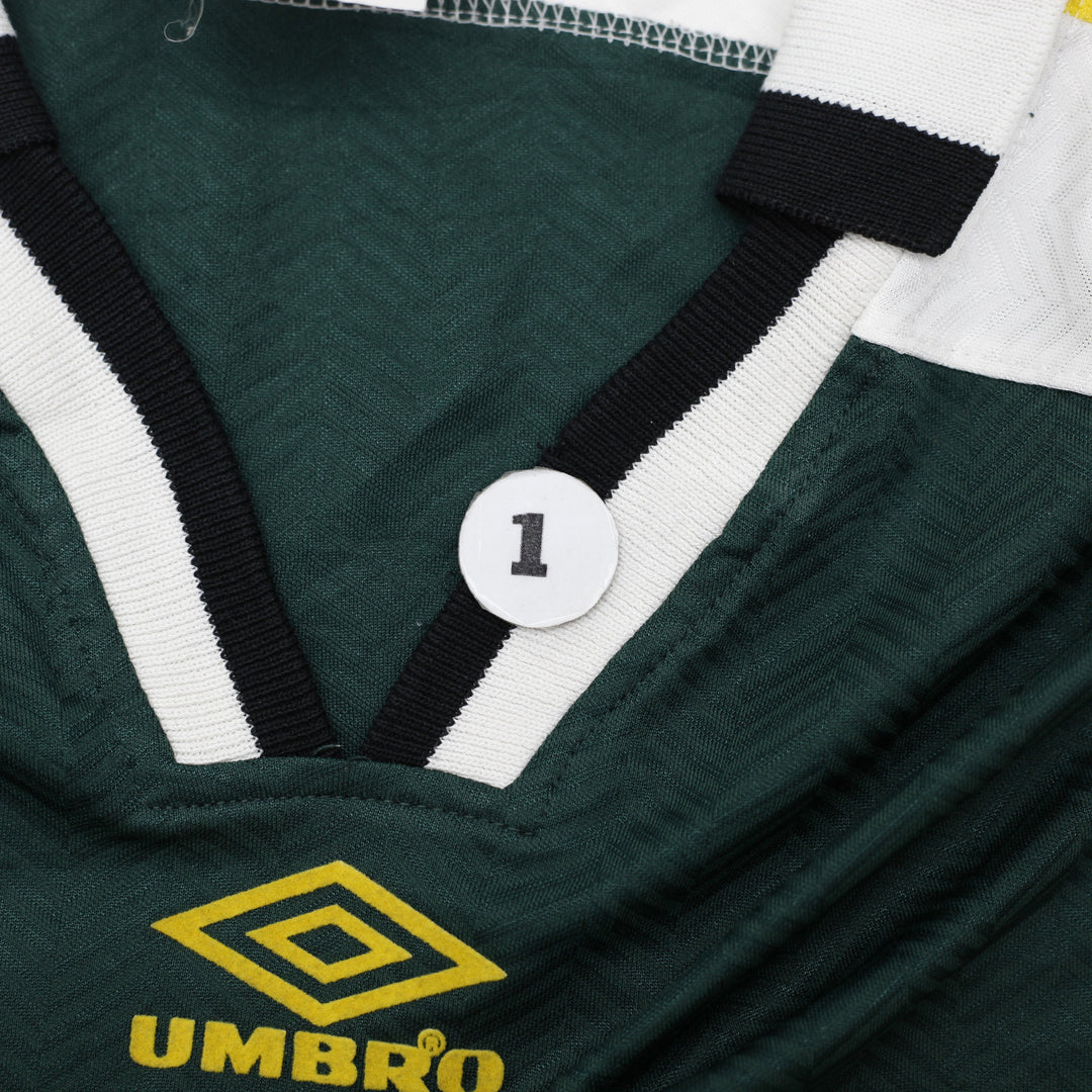 Vintage Mens Umbro Soccer Jersey Green Yellow V Neck Short Sleeve | Migration_Jerseys - Detail View | Fashion Rerun