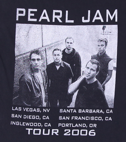 Vintage Mens Pearl Jam Tour 2006 T-Shirt Black Graphic Band