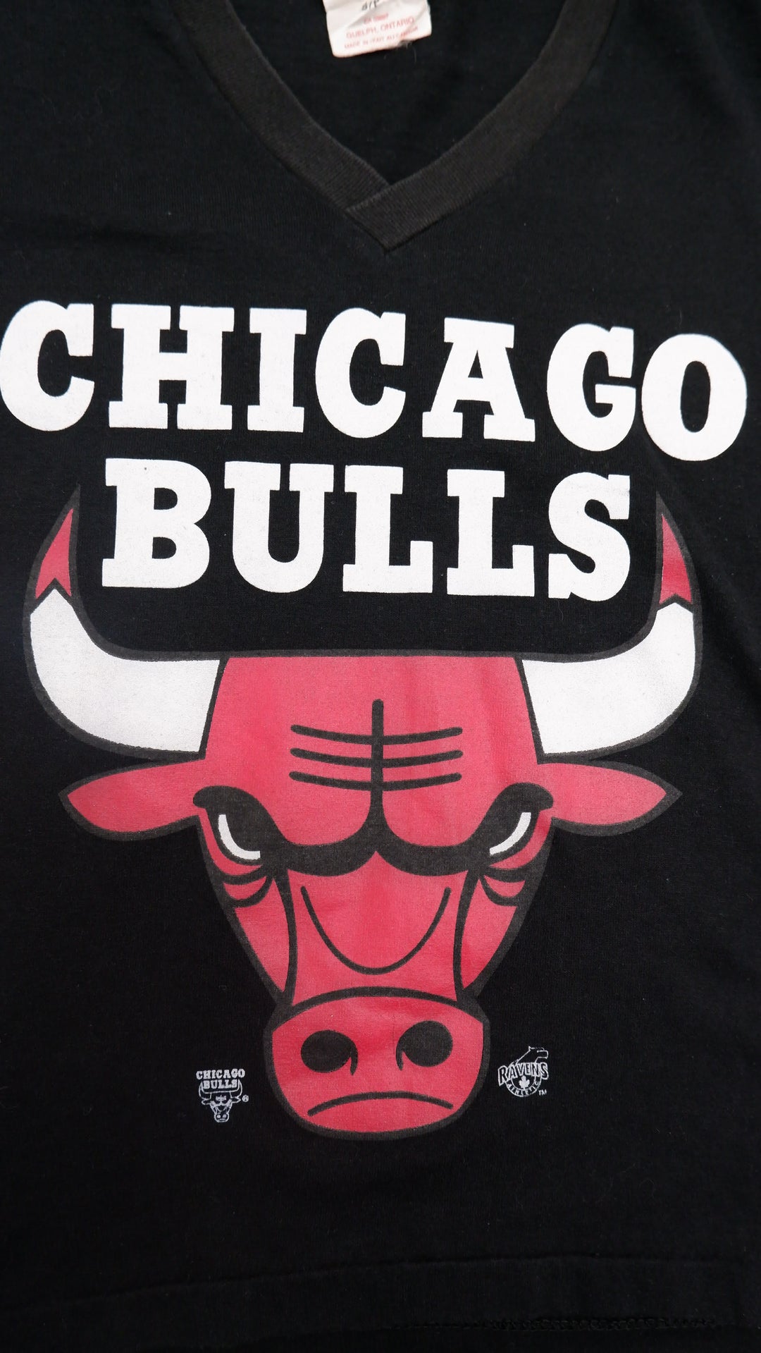 Vintage Ravens Athletic Chicago Bulls V-Neck Boys Youth T-Shirt Single Stitch