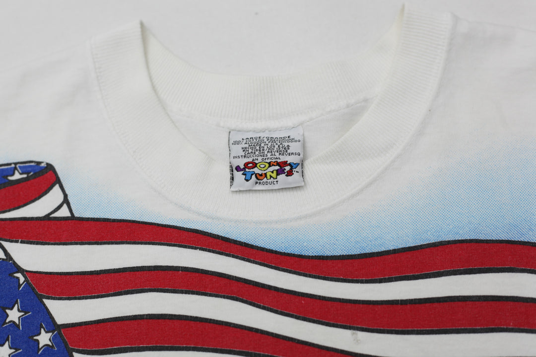 1995 Vintage Tazmanian Devil USA Flag T-Shirt Made in USA White L