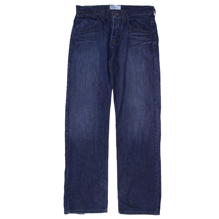 Vintage Levi's True Straight Silvertab jeans featuring classic 90s denim style.