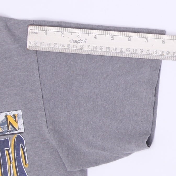Vintage 90s Capitol Graphics Michigan Wolverines NCAA College T-Shirt Size L