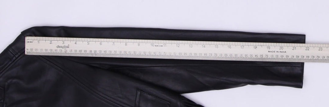 Vintage Ladies CUSP By Neiman Marcus Fringe Jacket Black Crop Leather