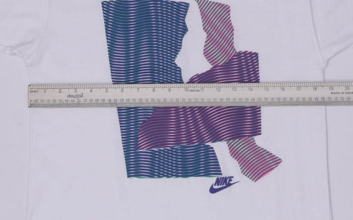 Vintage Nike T-Shirt White Graphic Print Crew Neck Single Stitch Made In USA S | Migration_T-Shirts - Detail | Fashion Rerun