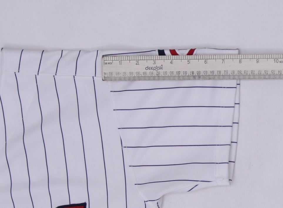 Vintage 90s Russell Athletic Minnesota Twins Jersey Size 40 | Migration_Jerseys - View 10 | Fashion Rerun