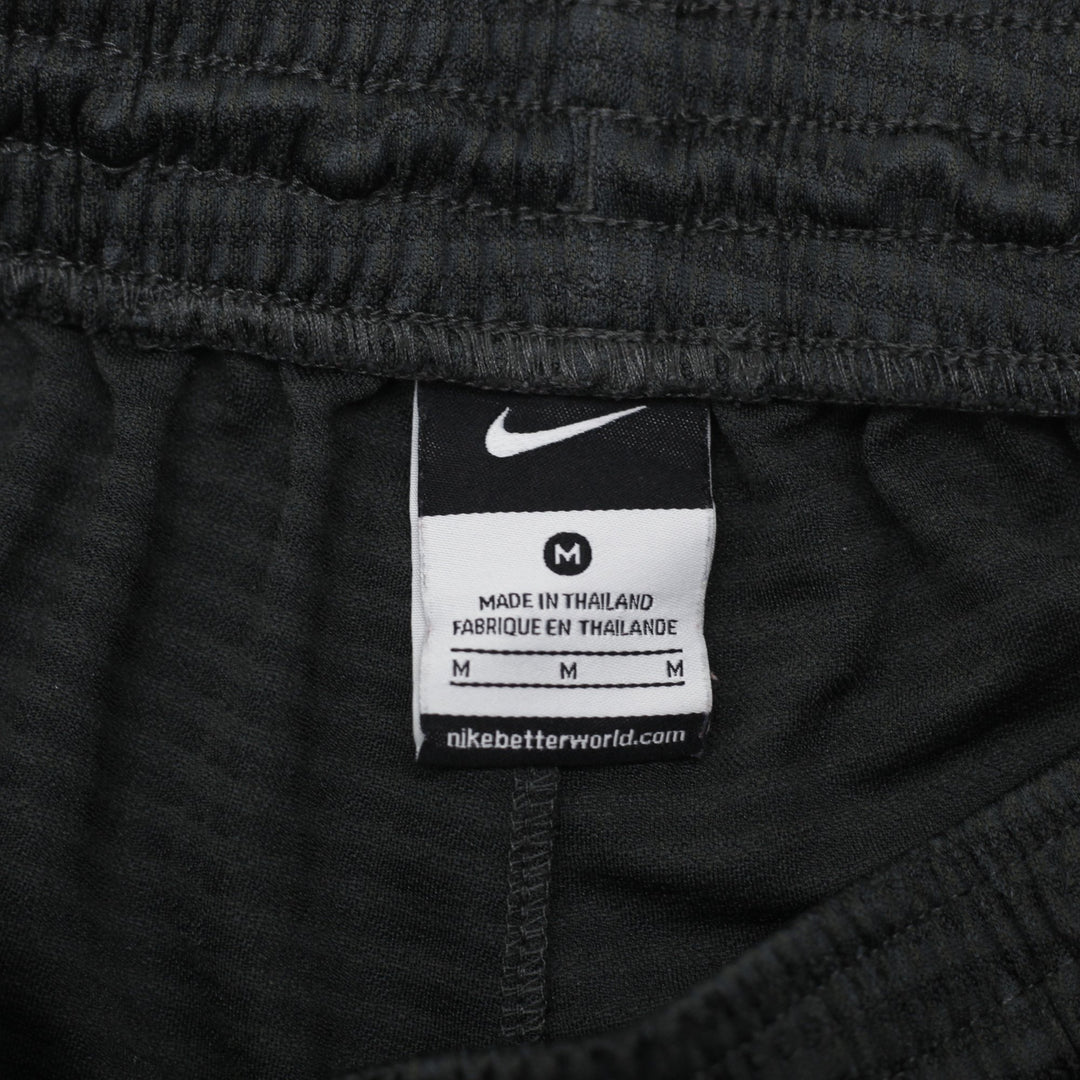 Nike Striped Athletic Sportswear Shorts Size M | Migration_Shorts - Back View | Fashion Rerun