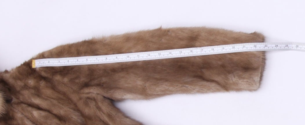 Elegant Jacqueline Dubis Genuine Mink Fur Coat Autumn Haze Honey Brown