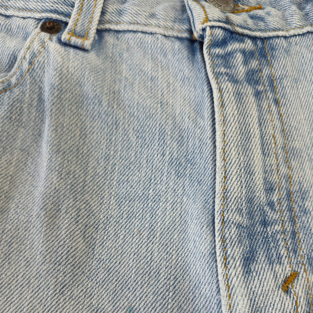 Vintage Levi Strauss 505 Lower Rise Straight Leg Jeans Made in USA Ladies - Fashion Rerun Vintage Migration_Pants