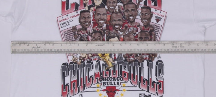 Vintage 1991 Chicago Bulls NBA World Champs Caricature White T-Shirt US XL | Migration_T-Shirts - Alternate V | Fashion Rerun